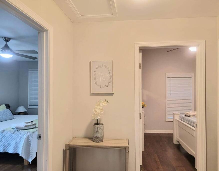 Refreshed!! Private 4Brms 2 Bath - 2 King Beds!! Villa Smyrna Bagian luar foto